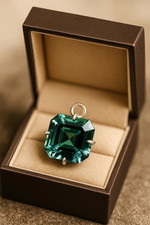 Pendentif carré tourmaline