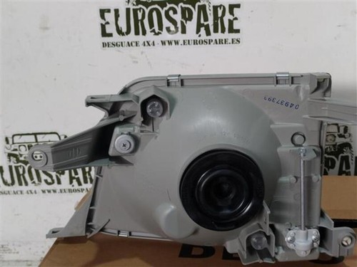 8111060800 phare droit toyota - phare,