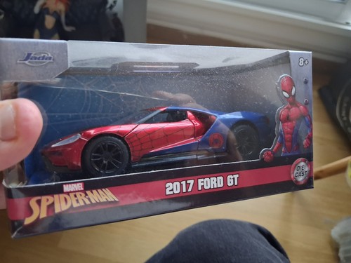Ford spider man rouge - ford,