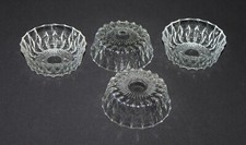 Vintage ensemble de 4 ramequins coupelles en verre ciselé