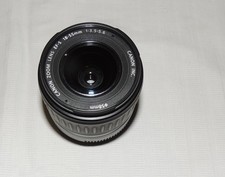 Objectif Canon zoom 18-55 mm