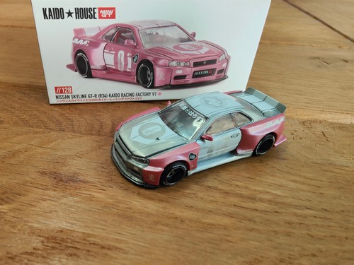 Chase nissan skyline gtr r34 - skyline,