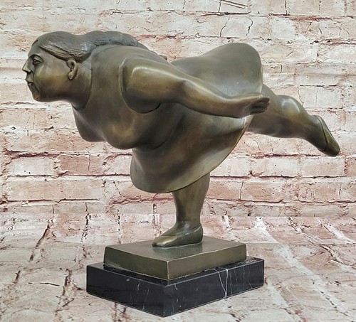 Statue danseuse yoga - de,