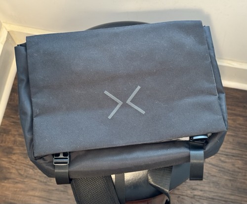 Line messenger bag black - line, hx