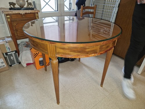 Table type louis xvi - type,