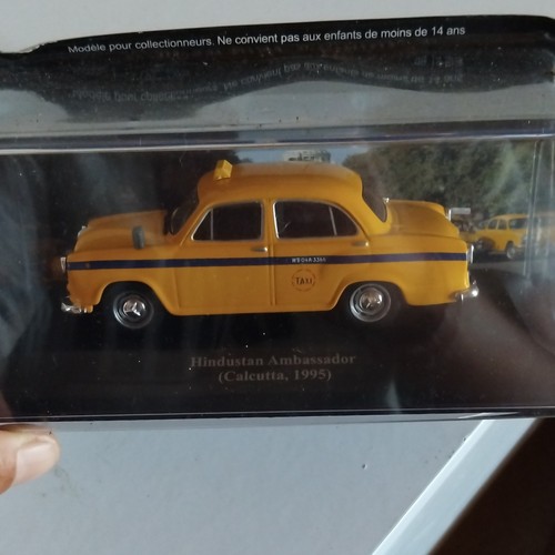Hindustan ambassador taxi - ambassador,