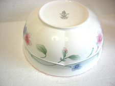SALADIER  VILLEROY & BOCH diametre  25 CM VIOLA NEUF