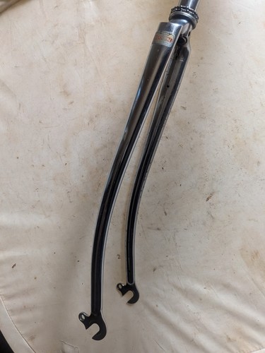 Fourche acier chrome - acier,