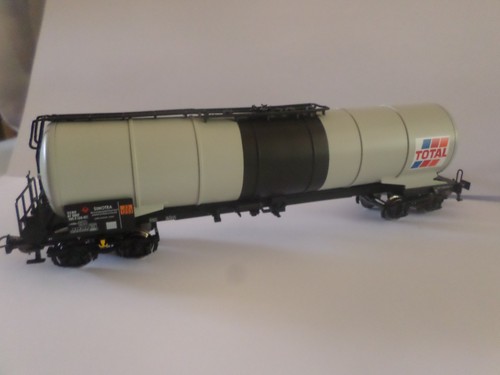 Wagon citerne bogie total - 1, à