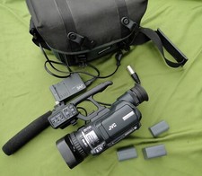 JVC GY-HM 100 E Caméscope