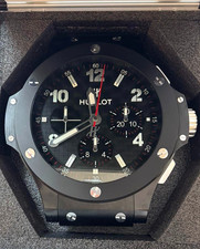 Horloge murale HUBLOT Big Bang Watch avec boîtier et carte de garantie