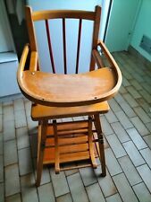 Ancienne chaise haute d 'Enfant
