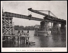 1946 -- BEAM LAYING ON THE PROVISIONAL BRIDGE OF CHOOSE THE KING 3Q143