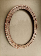 Ancien cadre ovale en bois