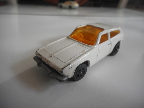 Corgi juniors gole reliant - corgi,