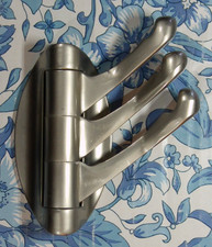 CROCHETS TRIPLE MOBILE/ PIVOTANT  EN MÉTAL  POUR SDB, PENDERIE OU AUTRES RÉF 2