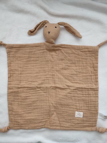 Doudou lapin plat marron