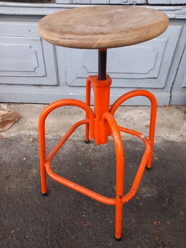 Tabouret vis atelier - a,