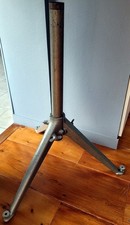 Trépied pour projecteur Debrie