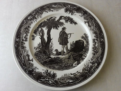 Ancien plat très - plat,