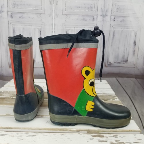 Youth boy bear rain snow - bear,