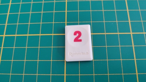 Tuile chiffre rouge - 2, jeu