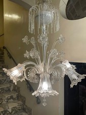 Lustre ancien et imposant