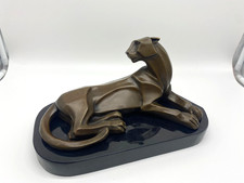 Sculpture Panthère moderne en bronze sur un socle en marbre noir d'après Milo