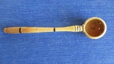 Ustensile de cuisine ancien cuillère à olives en bois buis        N°1