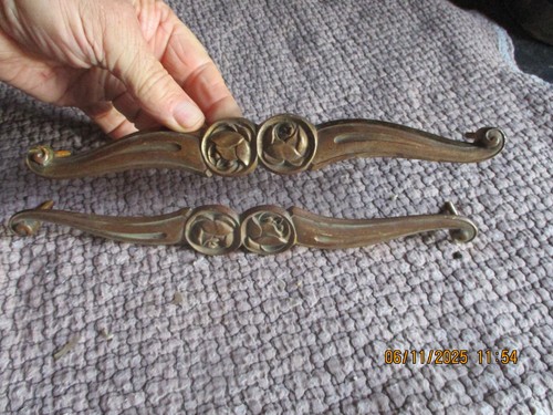 Ancien ornement bronze - 2,
