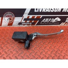 Maitre cylindre de frein avant