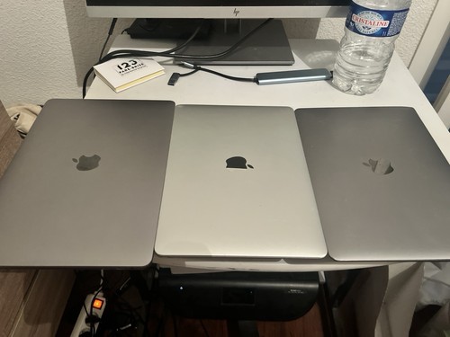 Apple macbook lot 3 - macbook,