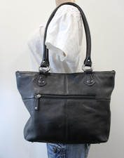 Tignanello Purse Handbag Shoulder Black Leather Pebbled Magnet Closure Lining