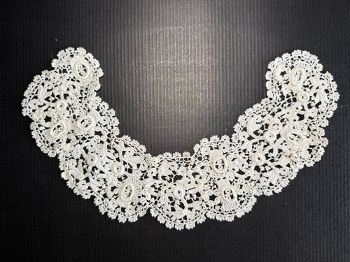 Dentelle ancienne petit - ancienne,