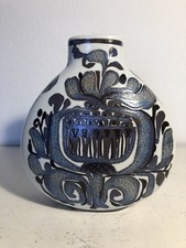 Beau vase plat en faïence à