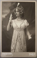 Nicot Vauchelet dans Les