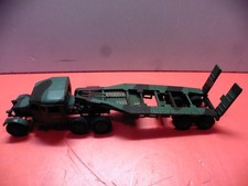 Lot 3 - Miniature porte char