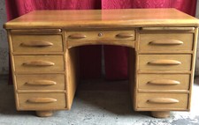 BUREAU MINISTRE EN CHÊNE