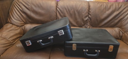 Deux anciennes valises cuir - anciennes, en