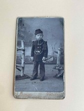 OLD PHOTOGRAPH CDV P.BEVIERRE A CHARLEROI YOUNG BOY DISGUISED AS A SOLDIER