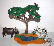 PLAYMOBIL 4828 RIVIERE AVEC BUFFLE ET ZEBRES ANIMAUX SAVANE SAFARI COMPLET