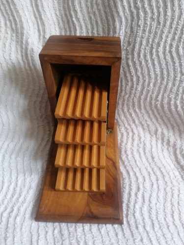 Ancienne boite bois à - en,