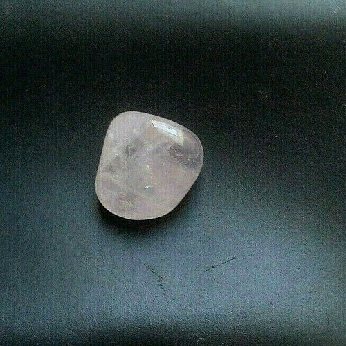 Pierre roulée quartz - roulée, rose