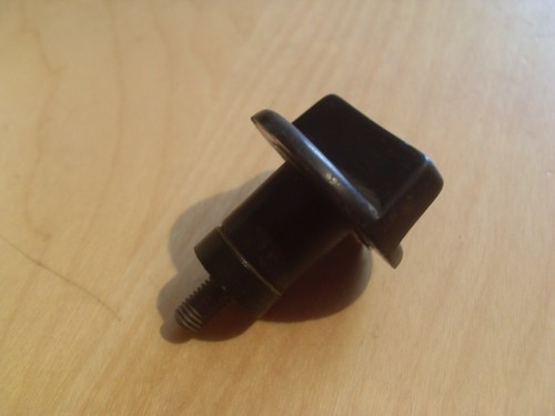 Bouton fixation dolmar - bouton, de