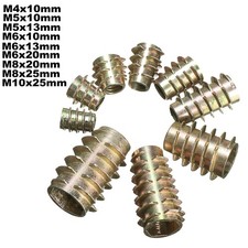 Écrous à insert filetés