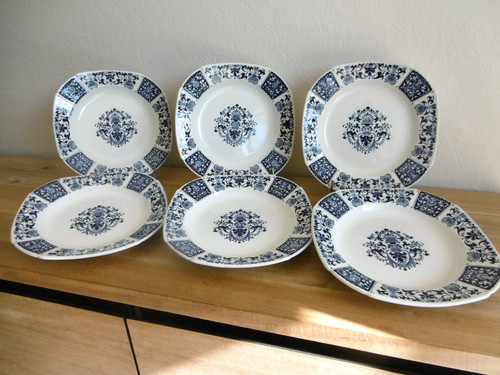 Six assiettes creuses - six,