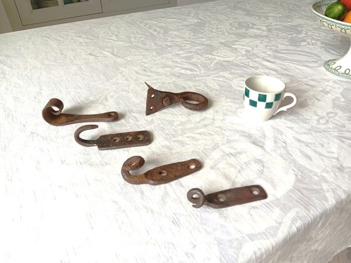 Lot crochets anciens en - de,