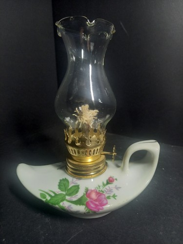 Ancienne lampe petrole - ancienne,