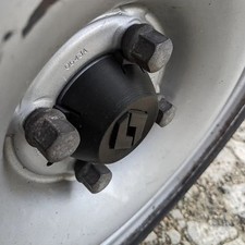 LOT 4 ENJOLIVEURS DE MOYEU