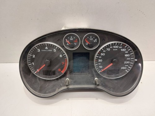 Audi 2007 essence - 8p,